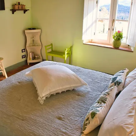 Casale La Poiana 招待所 卢卡